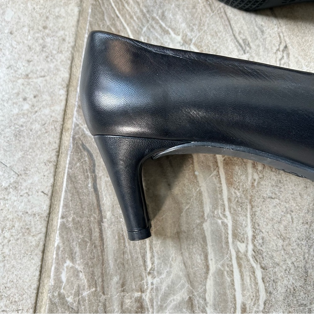 NWOB Stuart Weitzman Chic Pump Black Nappa Leather Heels Size 9.5N (Narrow) - Picture 5 of 10